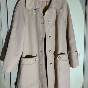 Ladies From the International world of Forecastor of Boston,Inc Size 15/16